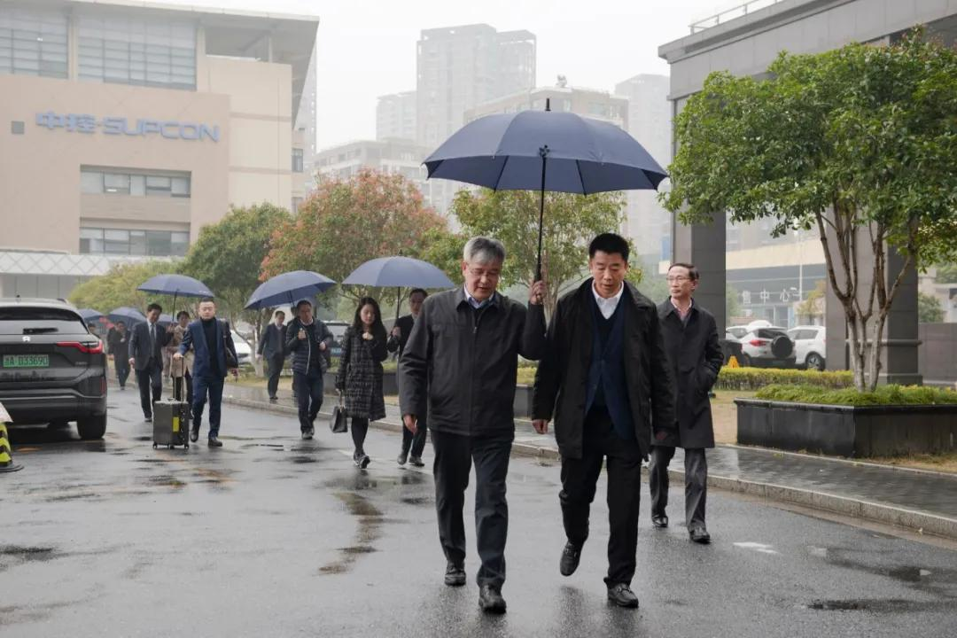 上海证券交易所总经理蔡建春一行来访澳门博彩官方网站平台技术