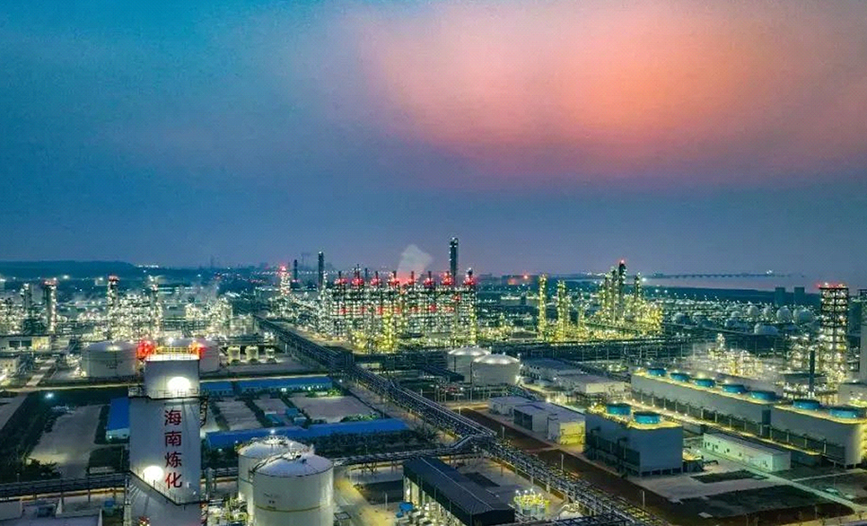 打破海南乙烯工业零的突破！澳门线上博彩官网平台技术赋能海南炼化打造高端智能绿色一体化离岸石化基地