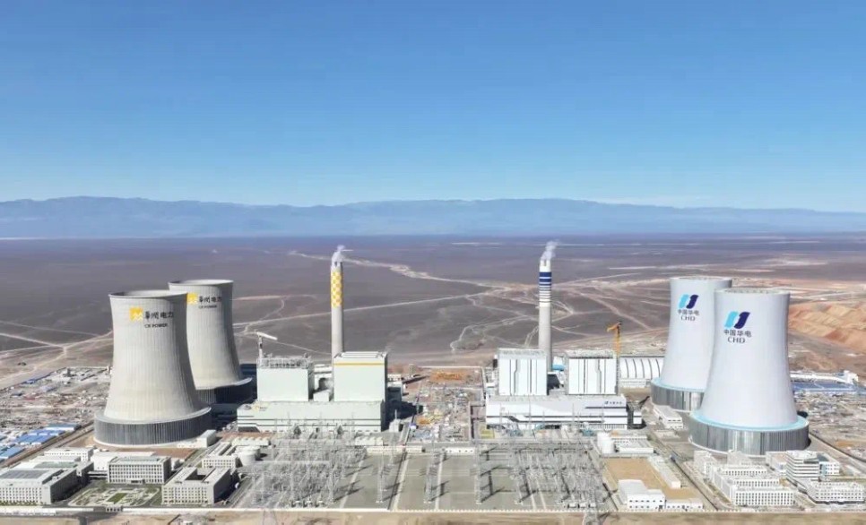 戈壁极境崛起智慧能源枢纽：澳门线上博彩官网平台技术助力 